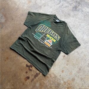 Vintage Green faded Oregon Ducks t-shirt